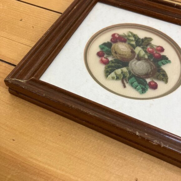 Fruit Leaf Bunch Petit Point Completed Vtg 7 Square Framed Hand Embroidery - Picture 3 of 6